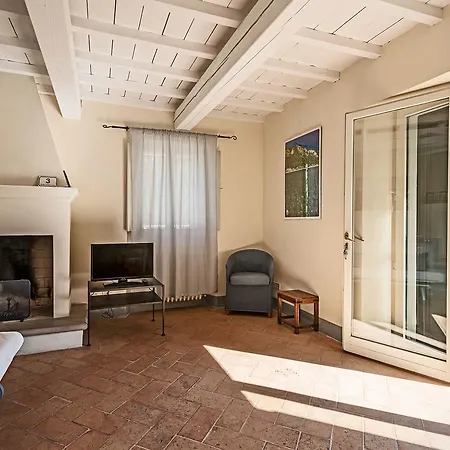 Apartment Casa Ezelina *