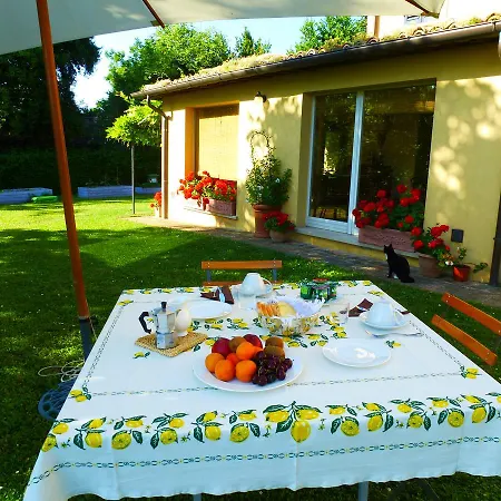 Casa Ezelina Apartment